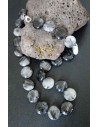 Collier quartz à inclusion de tourmaline pierres rondes plates