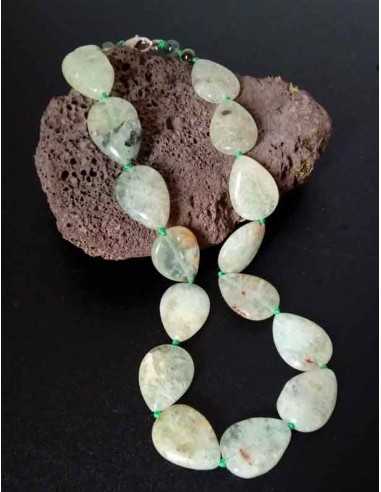 Collier prehnite pierres gouttes larges