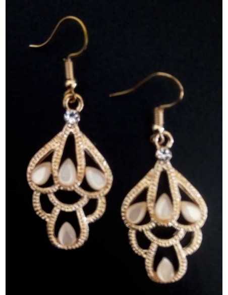 Boucles d'oreilles gouttes et perles style oriental pendantes