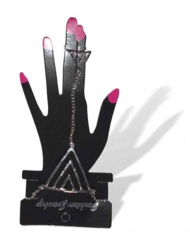 Bijou de main motif triangle graphique