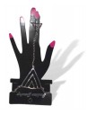 Bijou de main motif triangle graphique