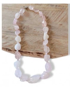 Collier quartz rose pierres cubiques dégradées larges